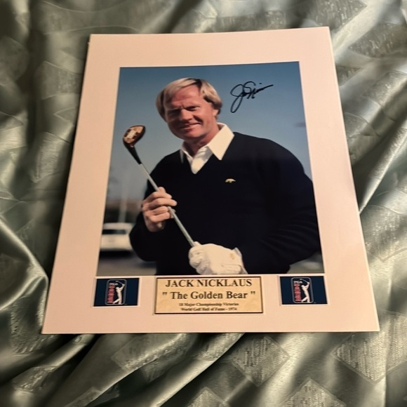 Jack Nicklaus  autographed 8 x 10 photo matted - Picture 1 of 1